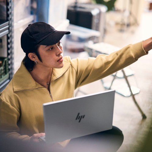 HP Pavilion Plus 14-ew1006na Intel Core Ultra 5 125H Laptop 35.6 cm (14") WQXGA 16 GB LPDDR5x-SDRAM 512 GB SSD Wi-Fi 6E (802.11ax) Windows 11 Home AI PC Silver